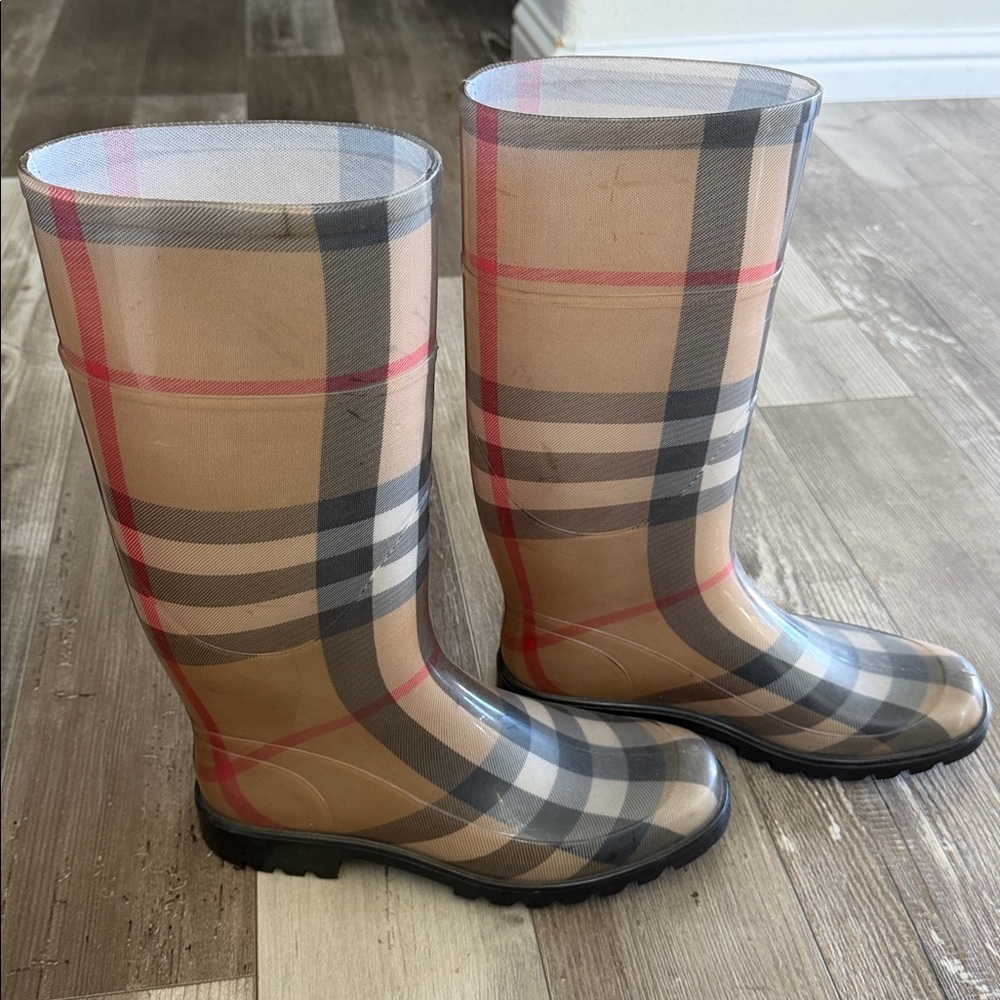 Authentic Burberry Pastel Plaid Knee-High Rain Boots - Picture 2 of 7